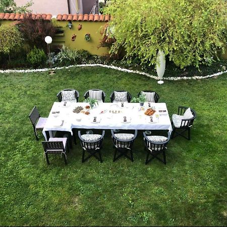 Lux Garden Home D Kumanowo Zewnętrze zdjęcie